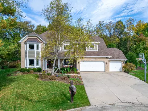 42 W046 Retreat Ct, Saint Charles, IL 60175
