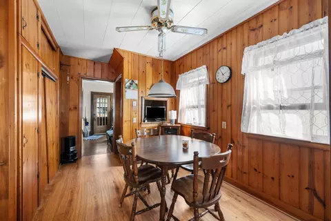Dining - 504 19th Ave, Moline, IL 61265 photo 2 of 5
