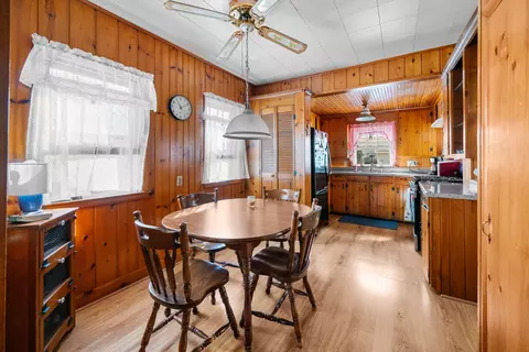 Dining - 504 19th Ave, Moline, IL 61265 photo 1 of 5