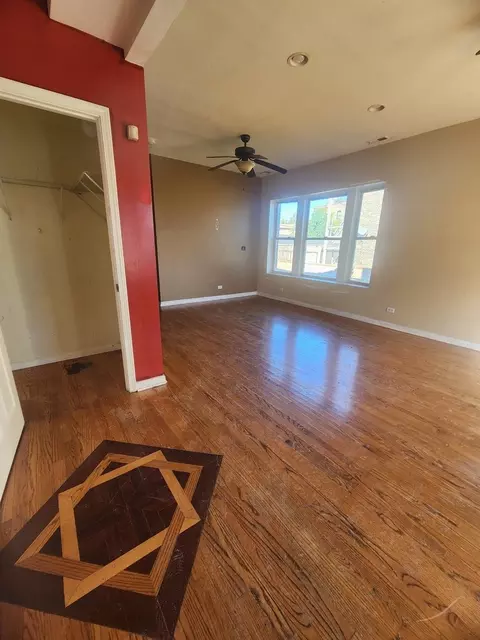 Living - 852 E 88th St, Chicago, IL 60619 photo 1 of 8