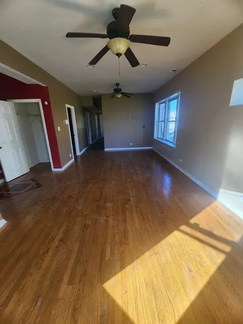 Living - 852 E 88th St, Chicago, IL 60619 photo 2 of 8