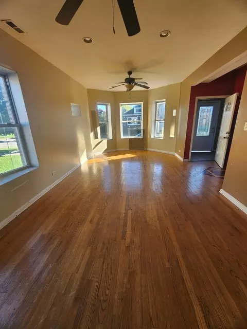 Living - 852 E 88th St, Chicago, IL 60619 photo 3 of 8
