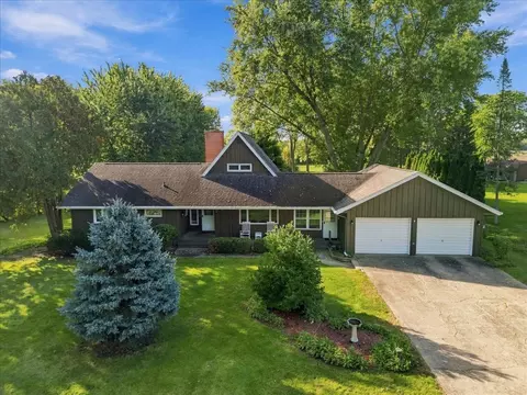 Other - 1401 E 28th St, Sterling, IL 61081 photo 2 of 9