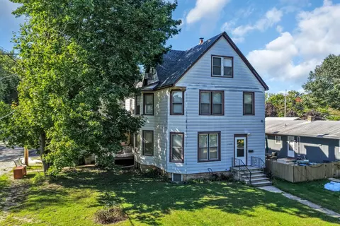 2208 Emmaus Ave, Zion, IL 60099