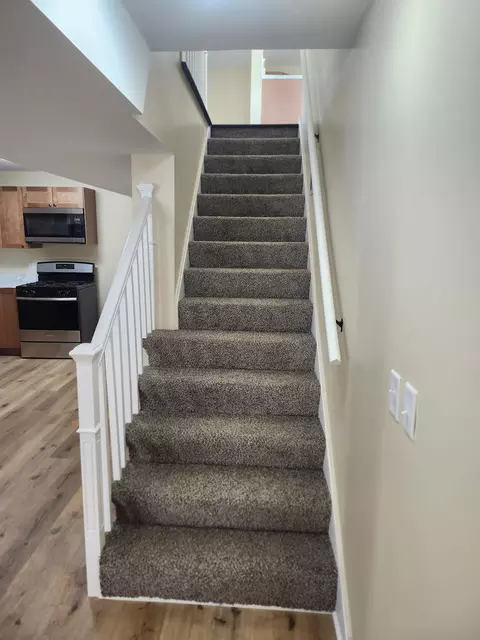 Entry Way - 21309 Robin Rd, Harvard, IL 60033 photo 1 of 2