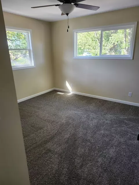 Bedroom - 21309 Robin Rd, Harvard, IL 60033 photo 1 of 3