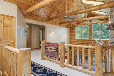 Entry Way - 804 Timber Trail Dr, Dixon, IL 61021 photo 4 of 6