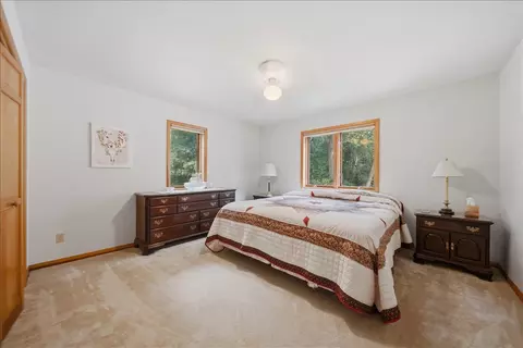 Bedroom - 804 Timber Trail Dr, Dixon, IL 61021 photo 4 of 6