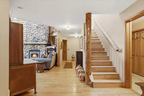 Entry Way - 804 Timber Trail Dr, Dixon, IL 61021 photo 2 of 6