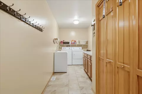 Other - 804 Timber Trail Dr, Dixon, IL 61021 photo 1 of 10