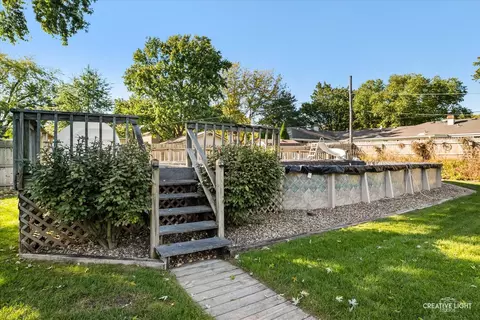 Exterior - 23324 W Leach Dr, Plainfield, IL 60586 photo 7 of 9