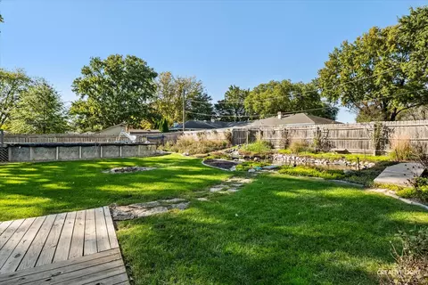 Exterior - 23324 W Leach Dr, Plainfield, IL 60586 photo 5 of 9