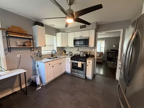 Kitchen - 2321 S 24th Ave, Broadview, IL 60155 photo 5 of 7