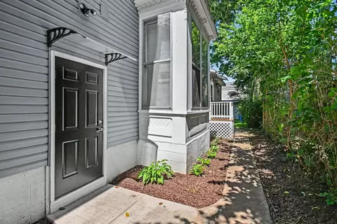 Exterior - 646 Webster St, Ottawa, IL 61350 photo 5 of 6