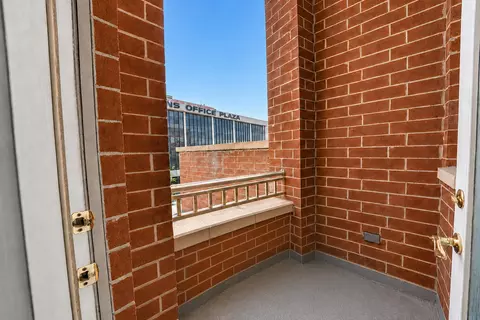Exterior - Undisclosed, Chicago, IL 60646 photo 2 of 2