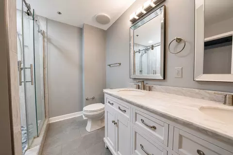 Bath - Undisclosed, Chicago, IL 60646 photo 1 of 3