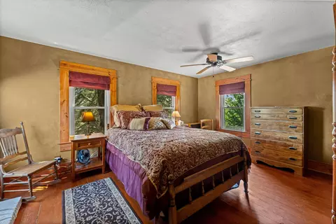 Bedroom - 1392 Red Brick Rd, Dixon, IL 61021 photo 3 of 5