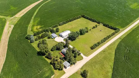 View/Area - 1392 Red Brick Rd, Dixon, IL 61021 photo 11 of 12