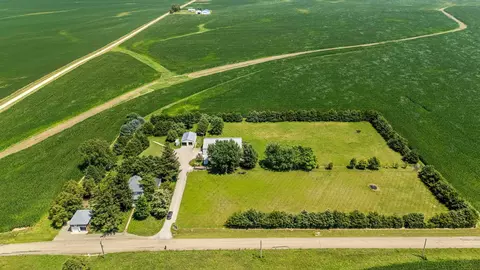 View/Area - 1392 Red Brick Rd, Dixon, IL 61021 photo 6 of 12