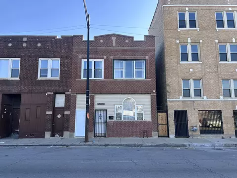 4229 W Division St, Chicago, IL 60651