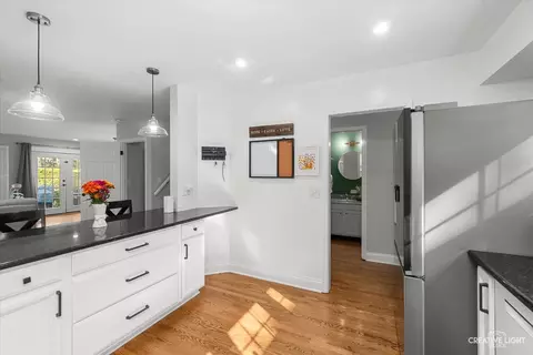 Kitchen - 1045 Wheaton Oaks Dr, Wheaton, IL 60187 photo 2 of 3
