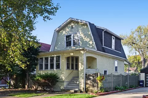 909 Wenonah Ave, Oak Park, IL 60304