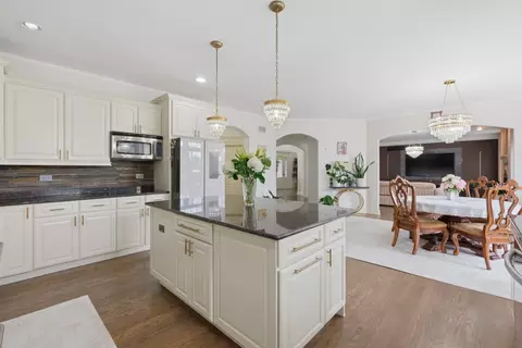 Kitchen - 24821 W Easy St, Plainfield, IL 60586 photo 3 of 6