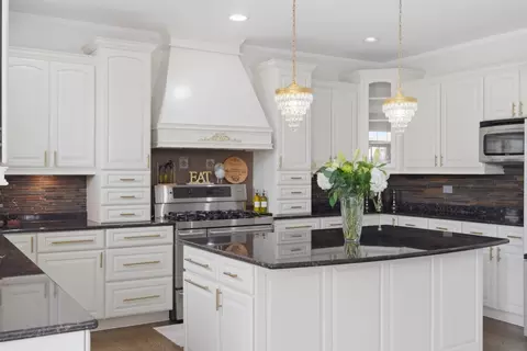Kitchen - 24821 W Easy St, Plainfield, IL 60586 photo 4 of 6