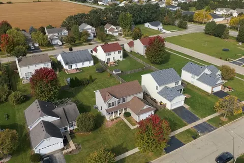 View/Area - 515 Meadow Ln, Harvard, IL 60033 photo 1 of 6