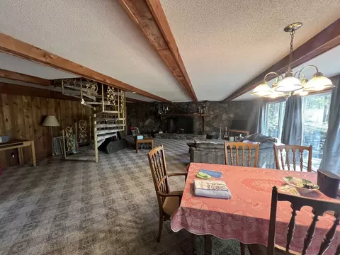 Dining - 2183 Wards Mill Rd, Marion, IL 62959 photo 3 of 6