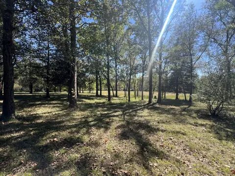 Exterior - 2183 Wards Mill Rd, Marion, IL 62959 photo 16 of 26