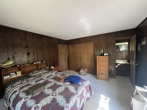 Bedroom - 2183 Wards Mill Rd, Marion, IL 62959 photo 2 of 9