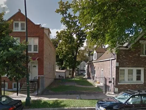 3024 S Central Park Ave, Chicago, IL 60623