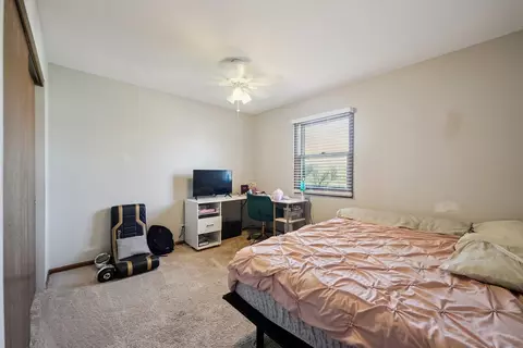 Bedroom - 532 Shenandoah Trl, Elgin, IL 60123 photo 3 of 3