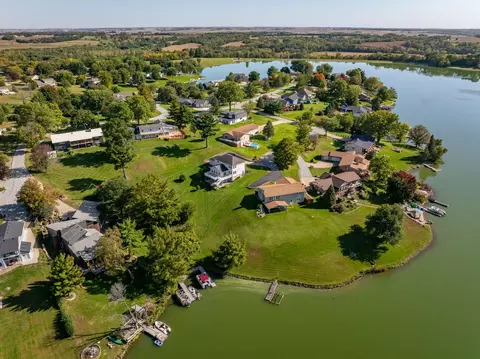 View/Area - 237 Cedar Ln, Sherrard, IL 61281 photo 8 of 13