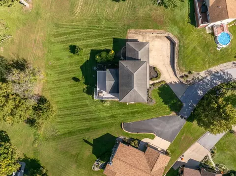 View/Area - 237 Cedar Ln, Sherrard, IL 61281 photo 11 of 13
