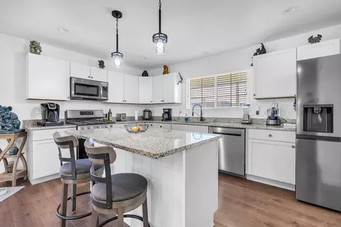 Kitchen - 123 E First St, Manteno, IL 60950 photo 2 of 4