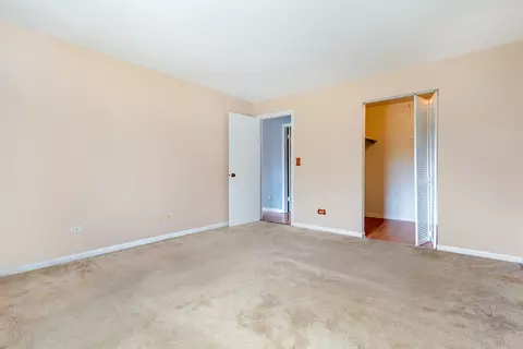 Bedroom - 208 E Bailey Rd E #K, Naperville, IL 60565 photo 2 of 2