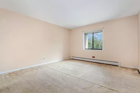 Bedroom - 208 E Bailey Rd E #K, Naperville, IL 60565 photo 1 of 2