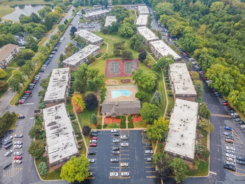 View/Area - 208 E Bailey Rd E #K, Naperville, IL 60565 photo 1 of 2