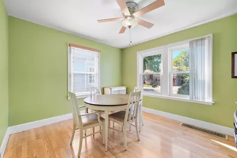 Dining - 3905 Custer Ave, Lyons, IL 60534 photo 1 of 1
