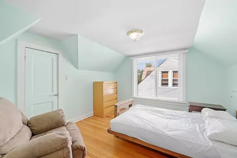 Bedroom - 3905 Custer Ave, Lyons, IL 60534 photo 2 of 5