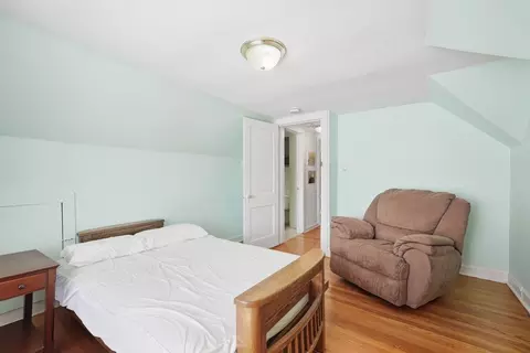Bedroom - 3905 Custer Ave, Lyons, IL 60534 photo 3 of 5