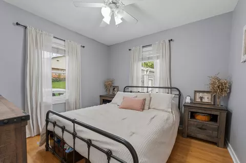 Bedroom - 1206 Avery Ave, Wheaton, IL 60187 photo 1 of 6