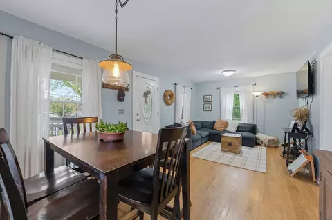 Dining - 1206 Avery Ave, Wheaton, IL 60187 photo 3 of 3