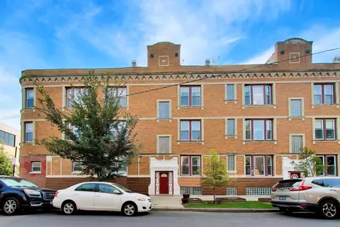 1351 N Washtenaw Ave #1, Chicago, IL 60622