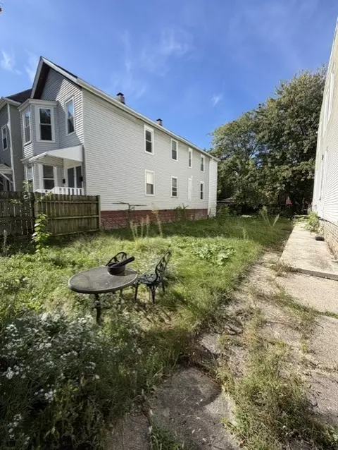 Undisclosed, Chicago, IL 60647 photo 3