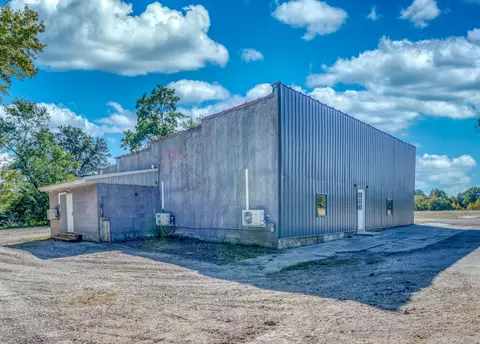 Exterior - 305 E Jefferson Ave, Nason, IL 62816 photo 8 of 8