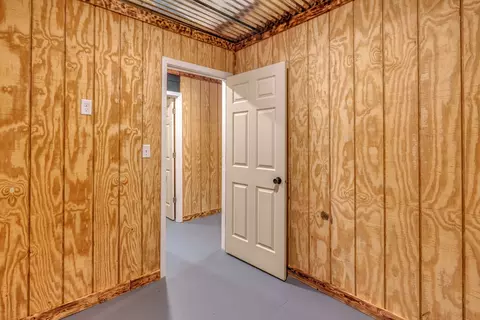 Entry Way - 305 E Jefferson Ave, Nason, IL 62816 photo 1 of 4