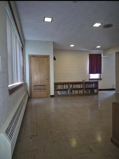 Other - 190 E Grove St, Sheldon, IL 60966 photo 12 of 12